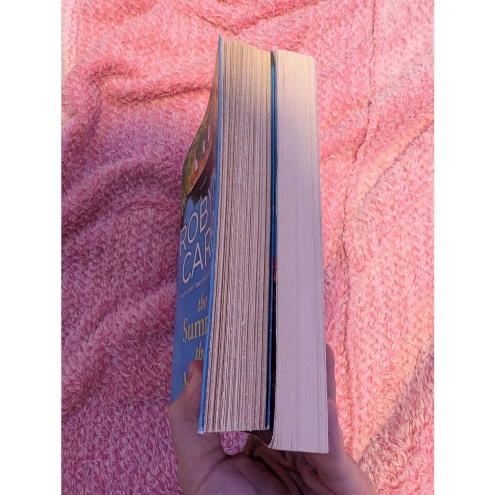 Robyn Carr Paperback Romance Book Lot (2) Never Too Late & Summer That Made Us - Picture 5 of 7
